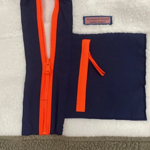 Vineyard Vines Colorblock Sherpa Zip Sweater - Picture 4 of 7